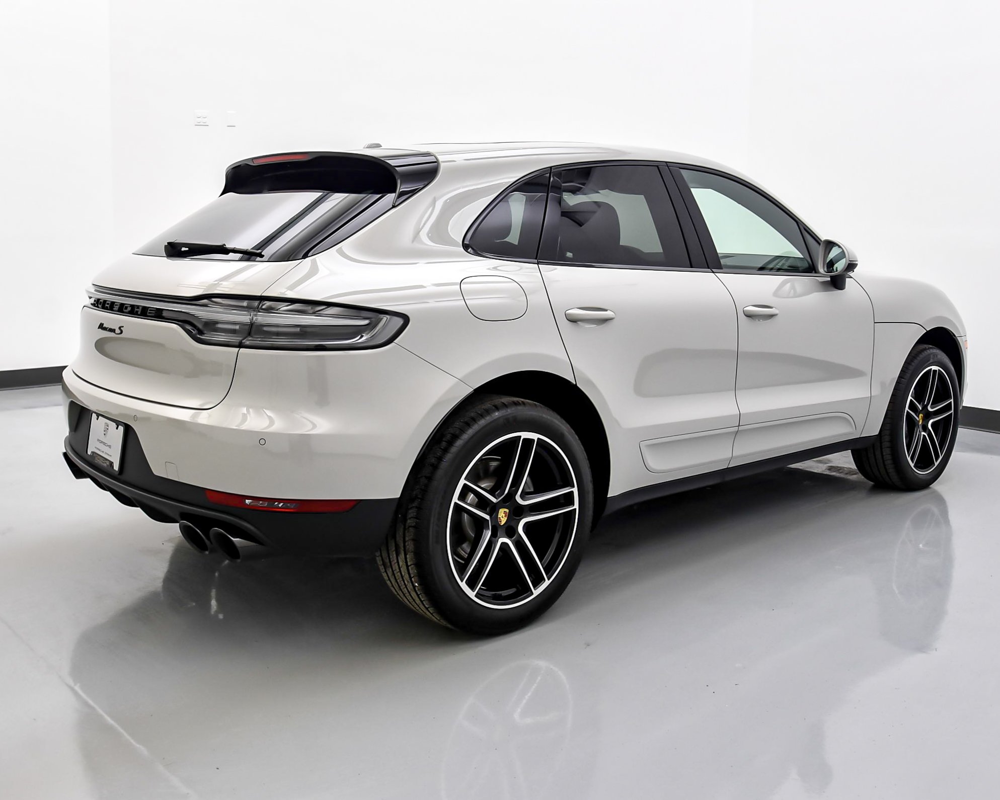 New 2020 Porsche Macan S Sport Utility in Omaha #S200132 | Porsche Omaha